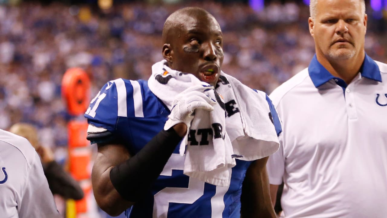 vontae-davis-092115-spot.jpg