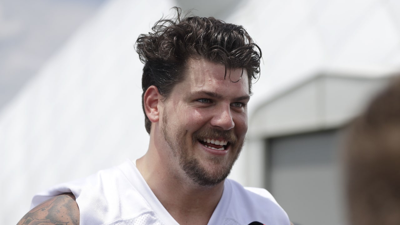 taylor-lewan-072718