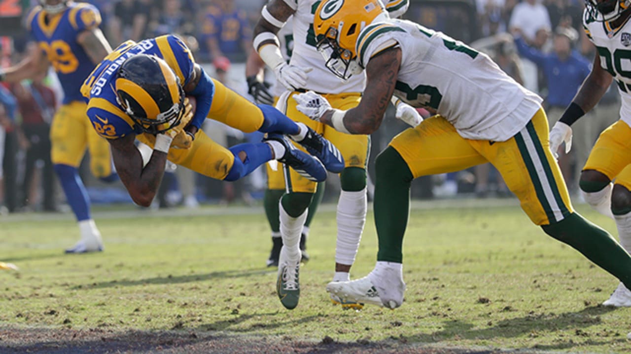 Josh Reynolds scores his second TD of game
