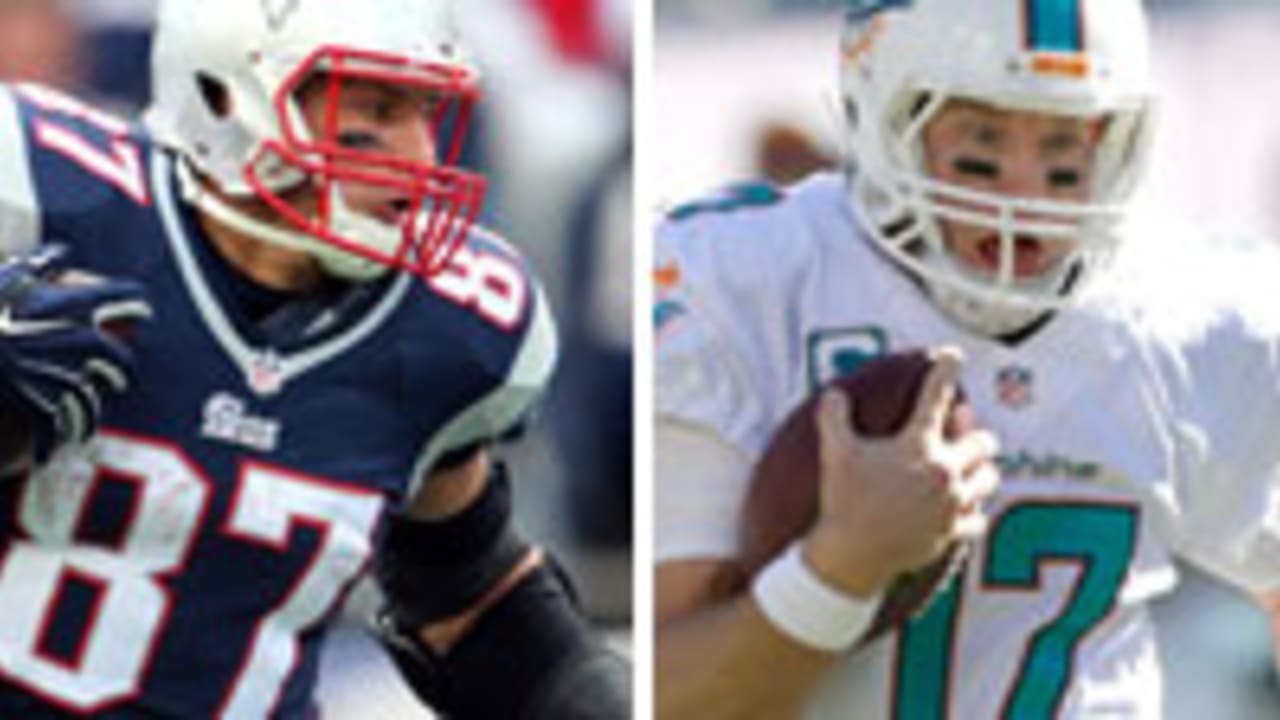gronkowski-tannehill-110214-spot.jpg