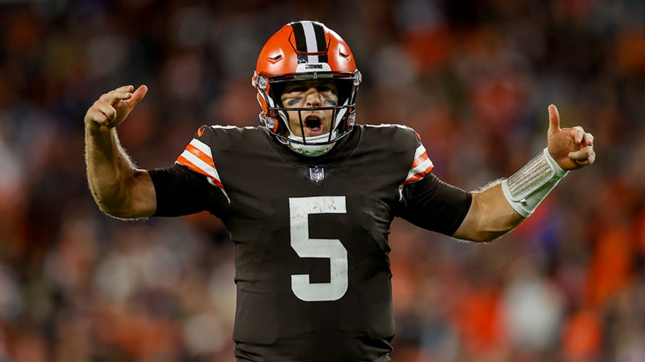 Browns replace banged-up Baker Mayfield with Case Keenum during loss to  Steelers