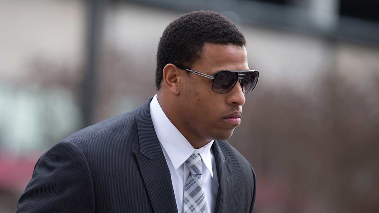 Greg Hardy-5415-sl