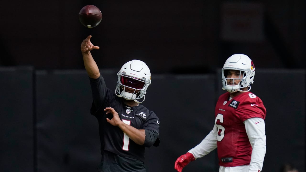 Camp highlight: Arizona Cardinals quarterback Kyler Murray lobs deep dime  to wide receiver Rondale Moore