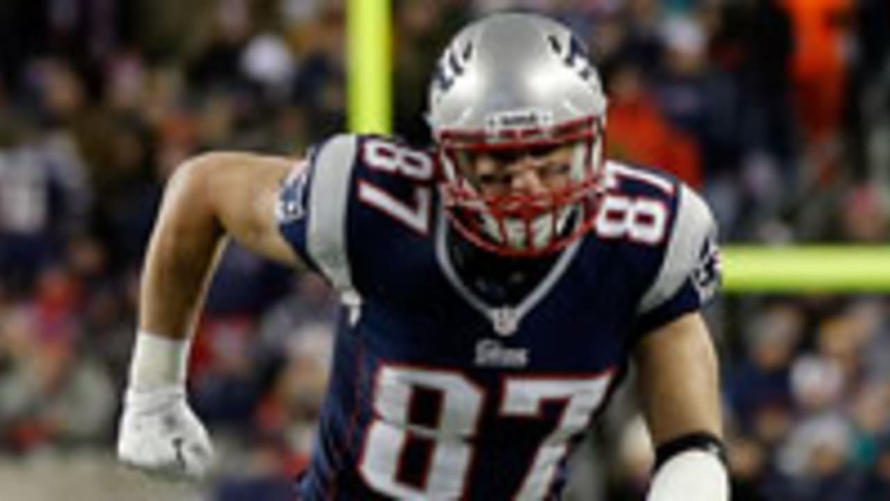 rob gronkowski-130920-spot.jpg