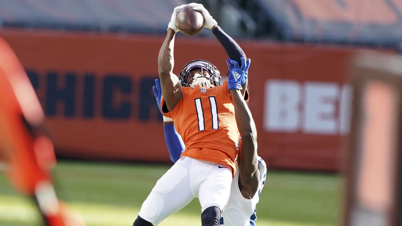 Can't-Miss Play: Easy Chicago Bears wide receiver Darnell Mooney! Rookie WR  leaps for stellar 33-yard grab