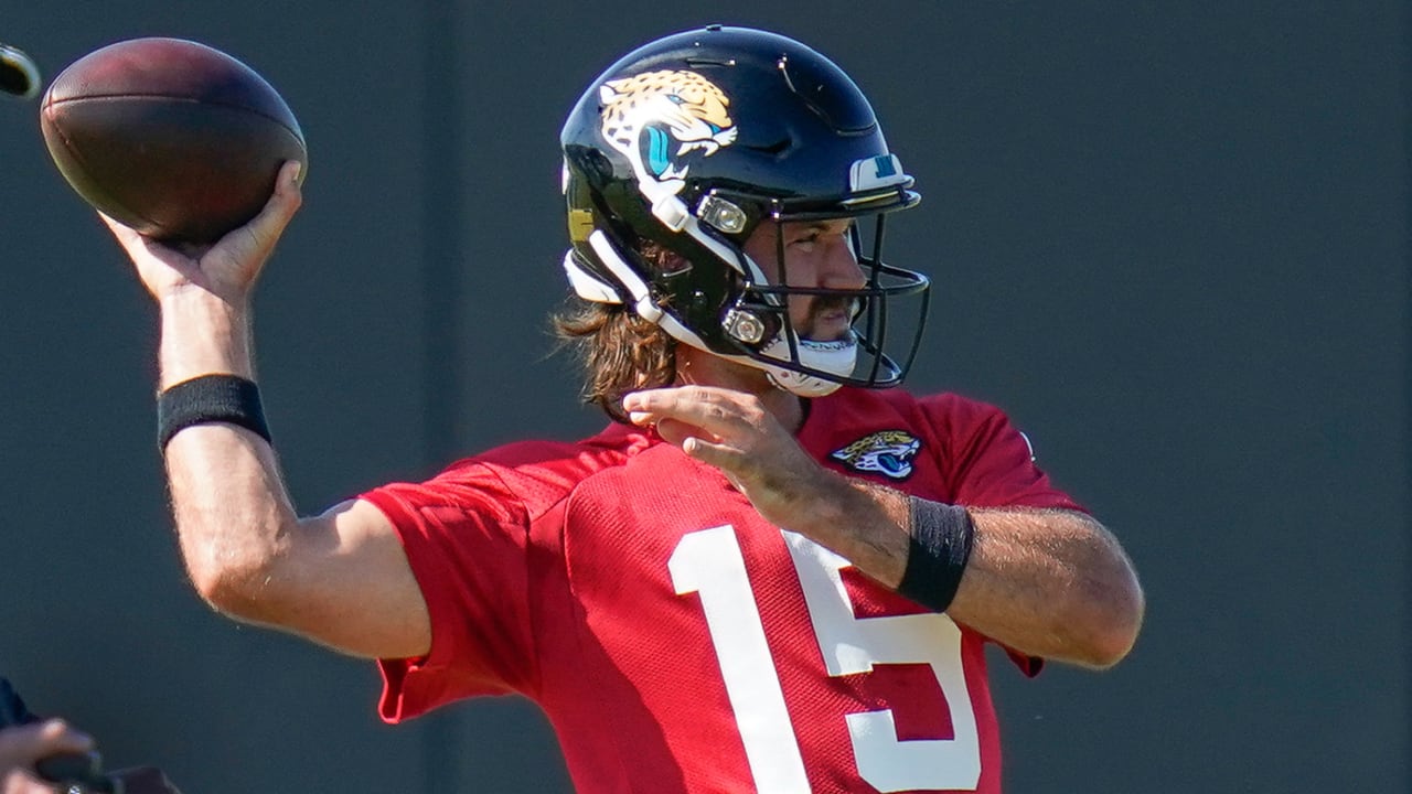 Jacksonville Jaguars' Gardner Minshew Included in PFF's Building of Perfect  QB From Recent Drafts - Sports Illustrated Jacksonville Jaguars News,  Analysis and More