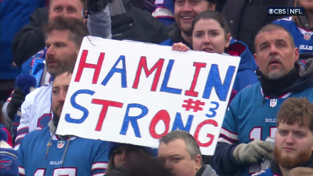 Buffalo has moment of support for Bills safety Damar Hamlin prior
