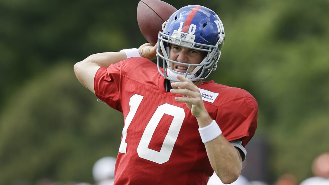 eli-manning-150812-spot.jpg