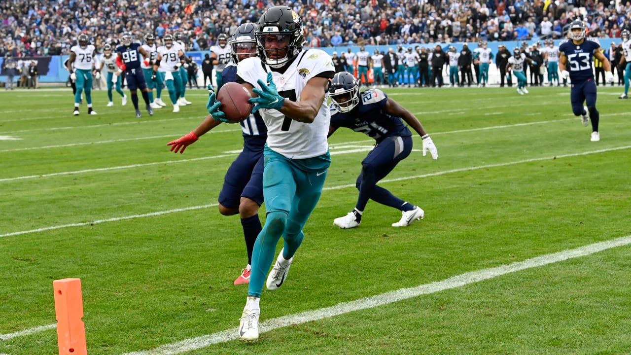 Jacksonville Jaguars wide receiver Zay Jones (7) in action during an NFL  football game against the