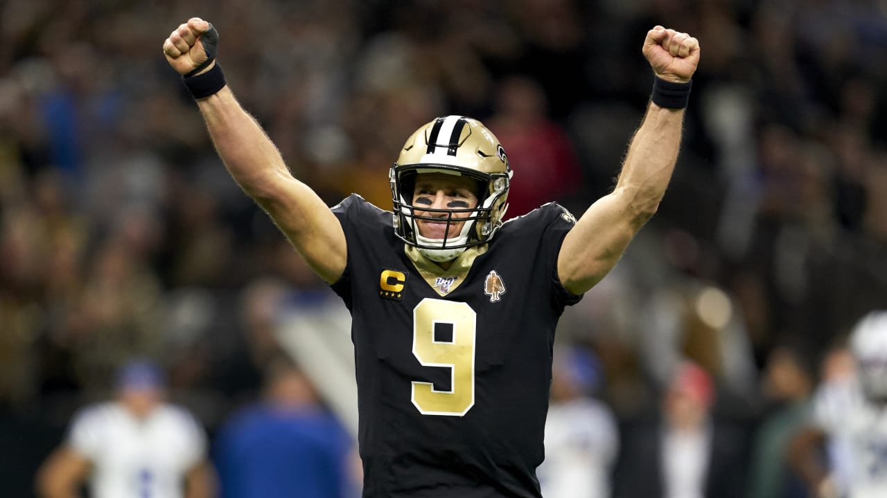 New Orleans Saints quarterback Drew Brees announces retirement from the(02)