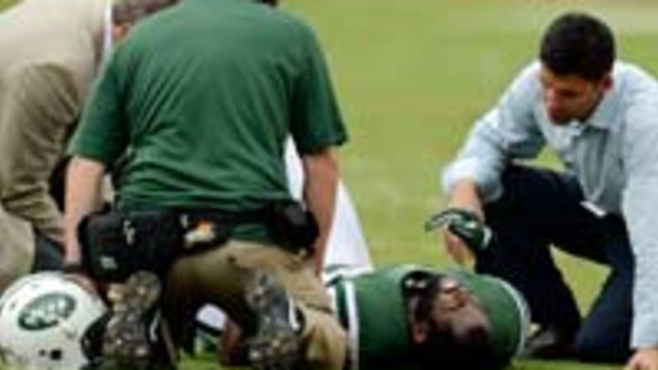 Darrelle-Revis-120923-Spot.jpg