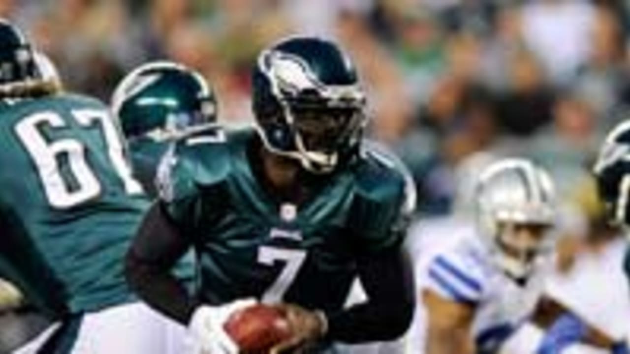 Michael-Vick-121111-Spot.jpg