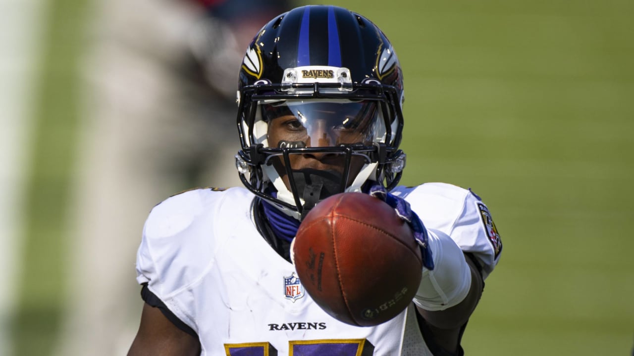 Ravens use Marquise Brown as more than just deep threat in win over Titans - Vimarsana News