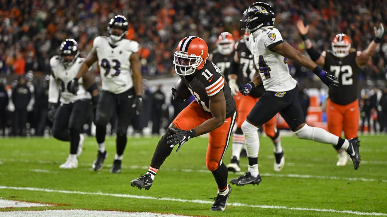 Cleveland Browns wide receiver Donovan Peoples-Jones (11) walks off of the  field at half time during an NFL football game against the Tampa Bay  Buccaneers, Sunday, Nov. 27, 2022, in Cleveland. (AP