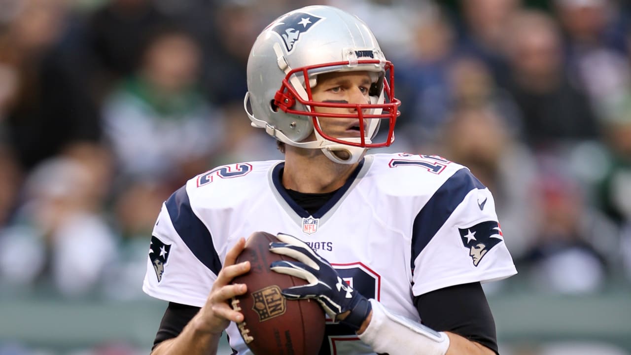 Patriots QB Tom Brady leads NFL in jersey sales (again); TE Rob