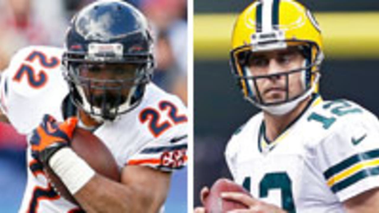 NFL-Matt-Forte-and-Aaron-Rodgers-Split-SL-141105