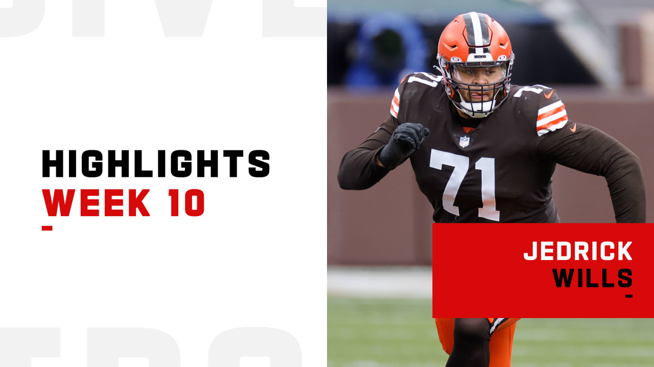 Cleveland Browns offensive tackle Jedrick Wills Jr. (71) plays