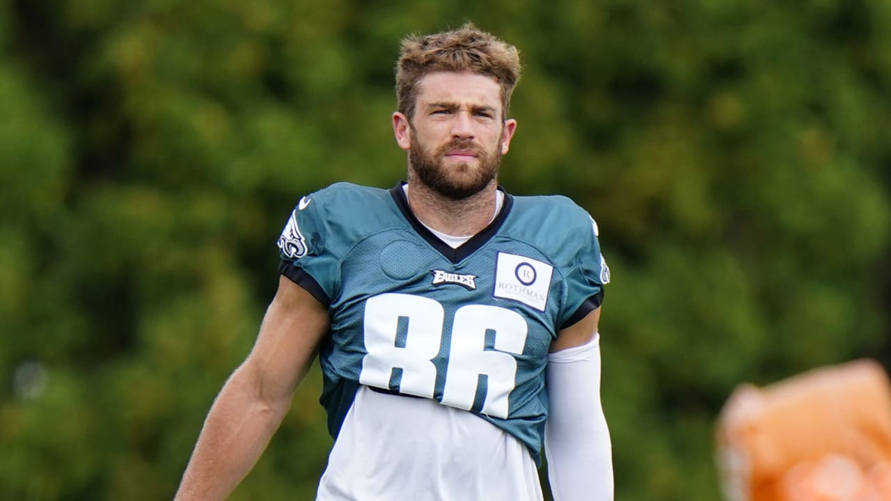 Bills 'close to a deal' for Zach Ertz, says Eagles play-by-play