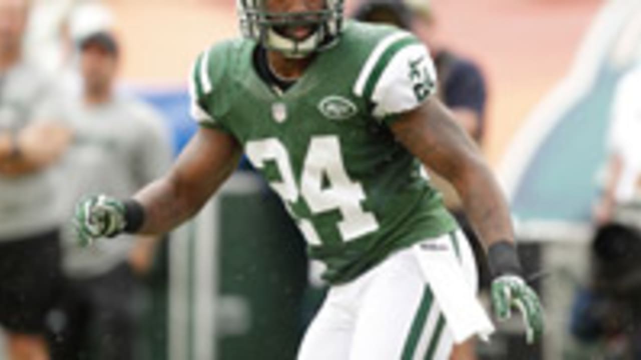 darrelle-revis-130405-spot.jpg