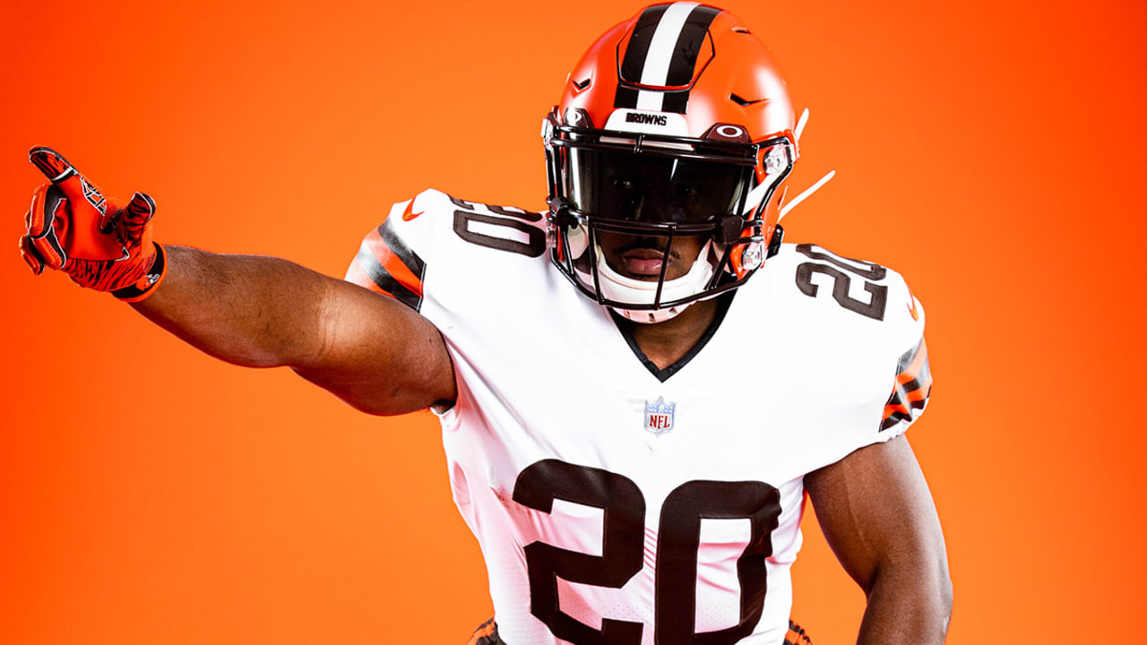 browns white uniforms