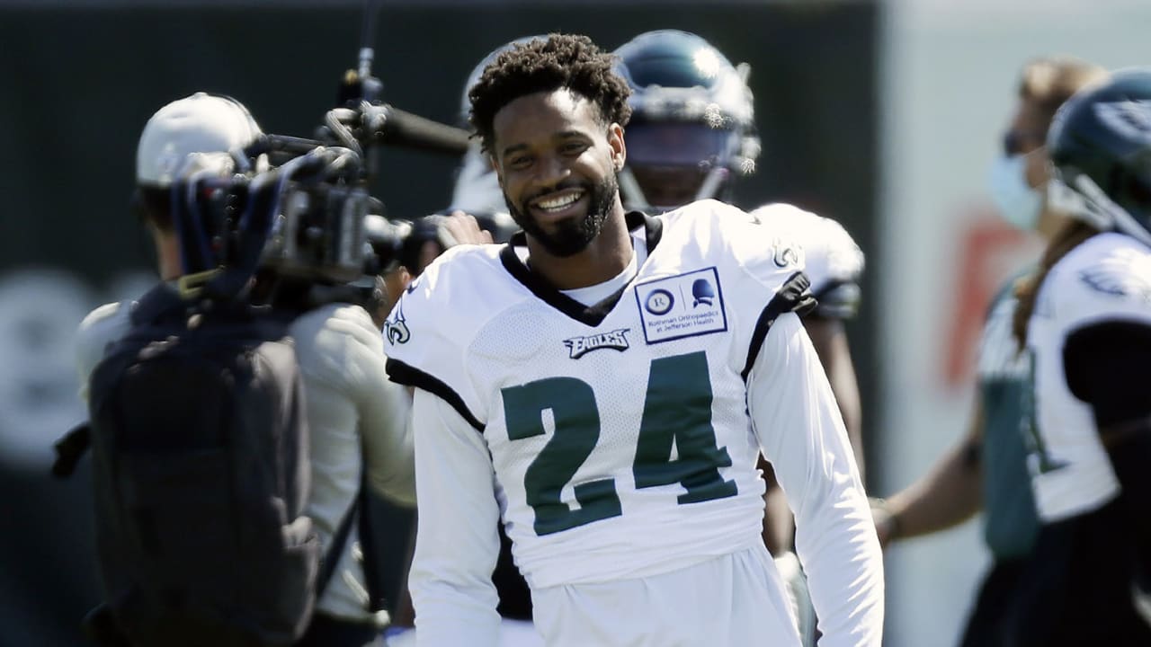 Star CB Darius Slay says he'll wear No. 24 with Eagles in honor of