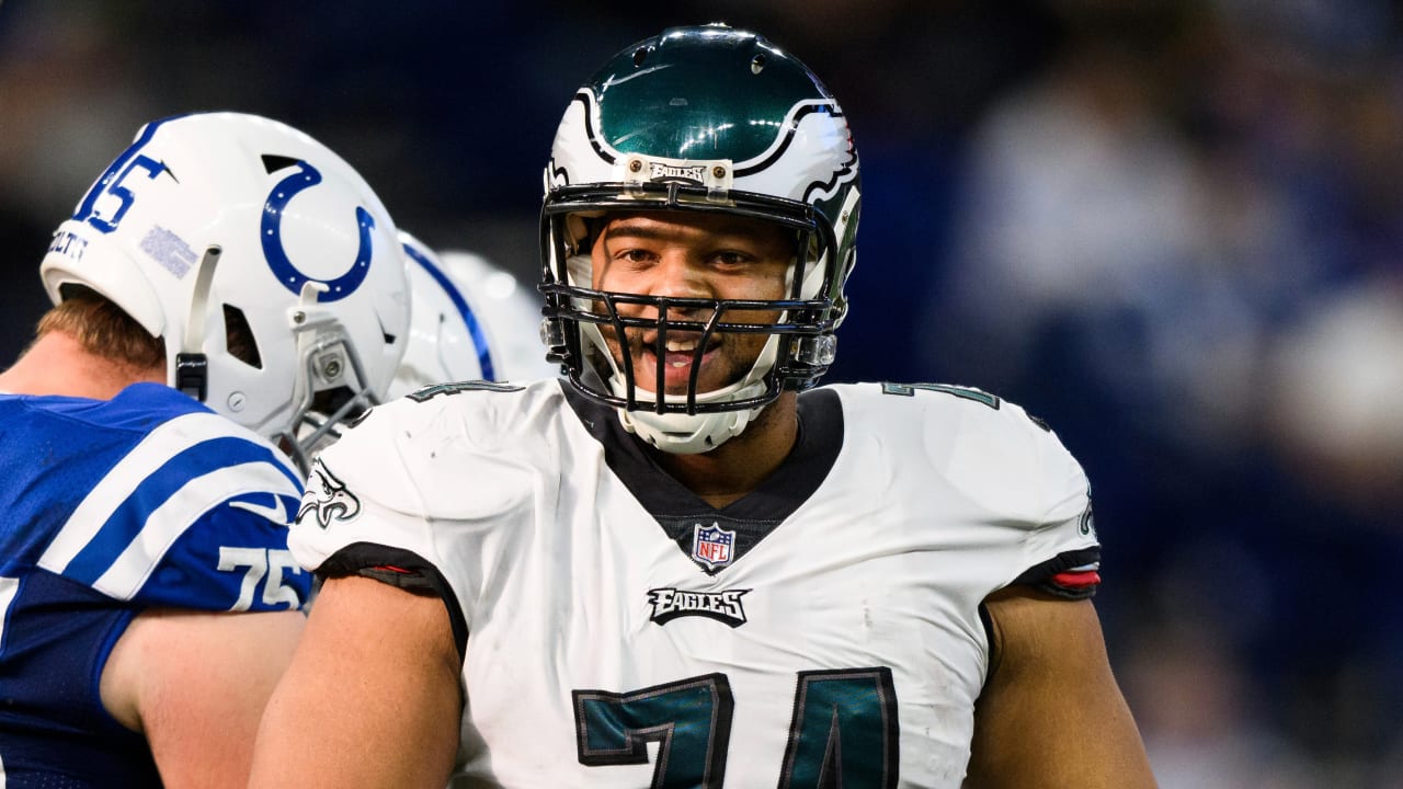 Ndamukong Suh of the Philadelphia Eagles lines up against the