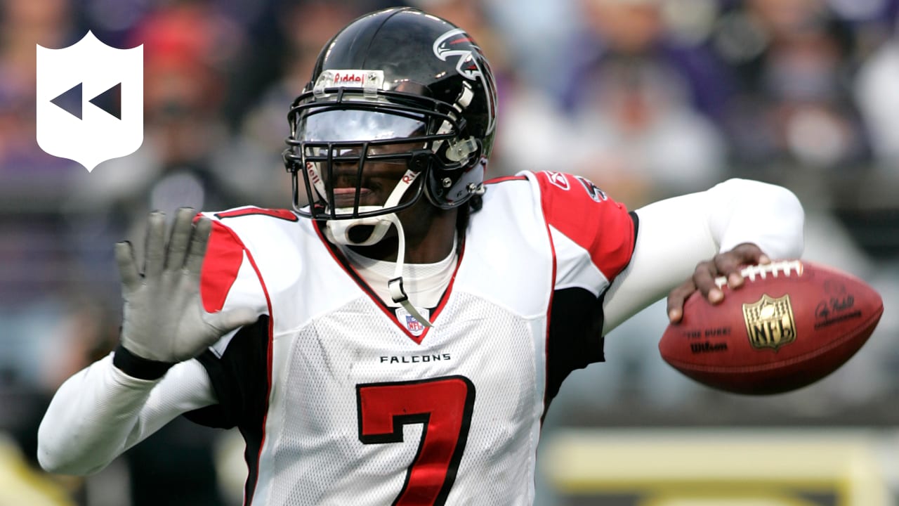 Five Falcons fined for displaying Michael Vick messages - The Chimes