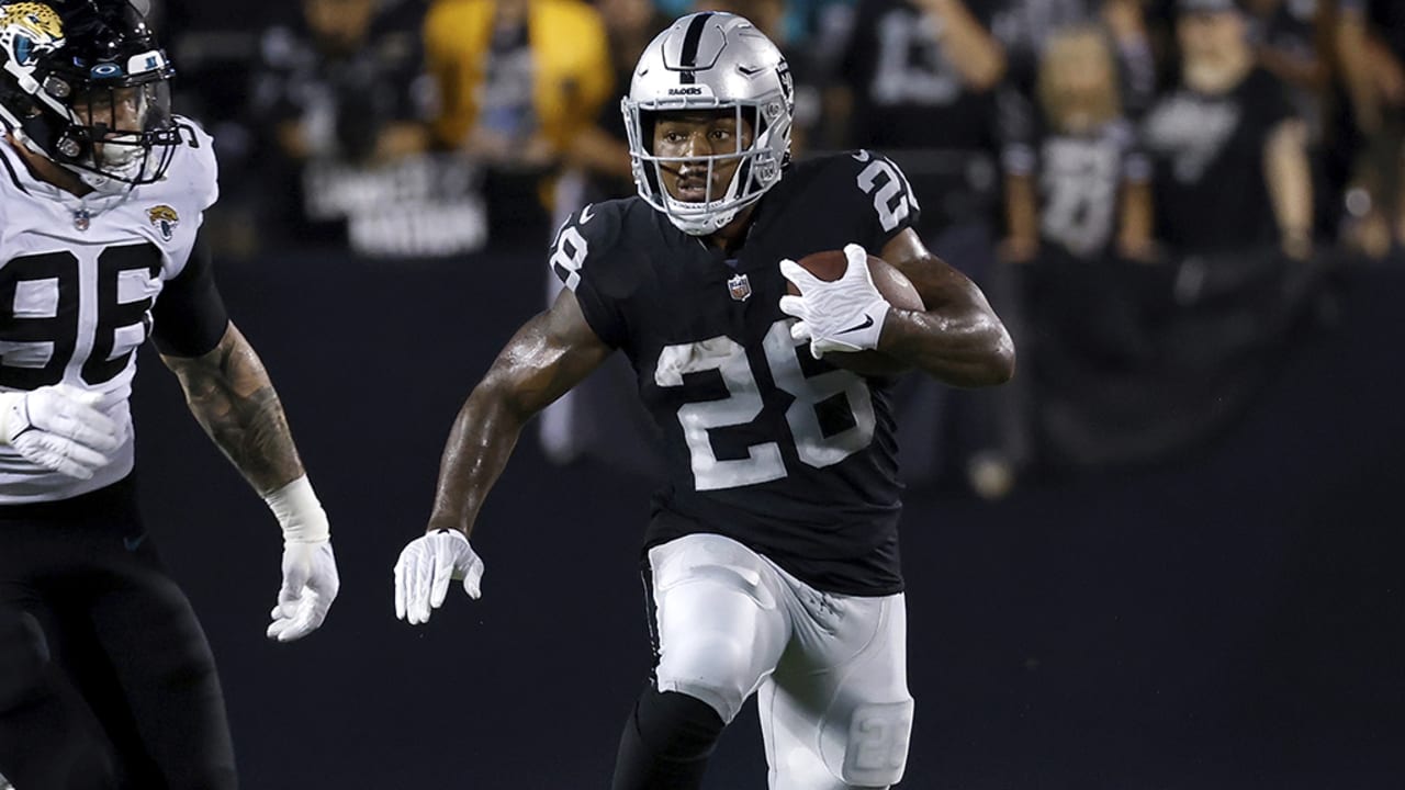 Best images from Raiders preseason win over Jaguars