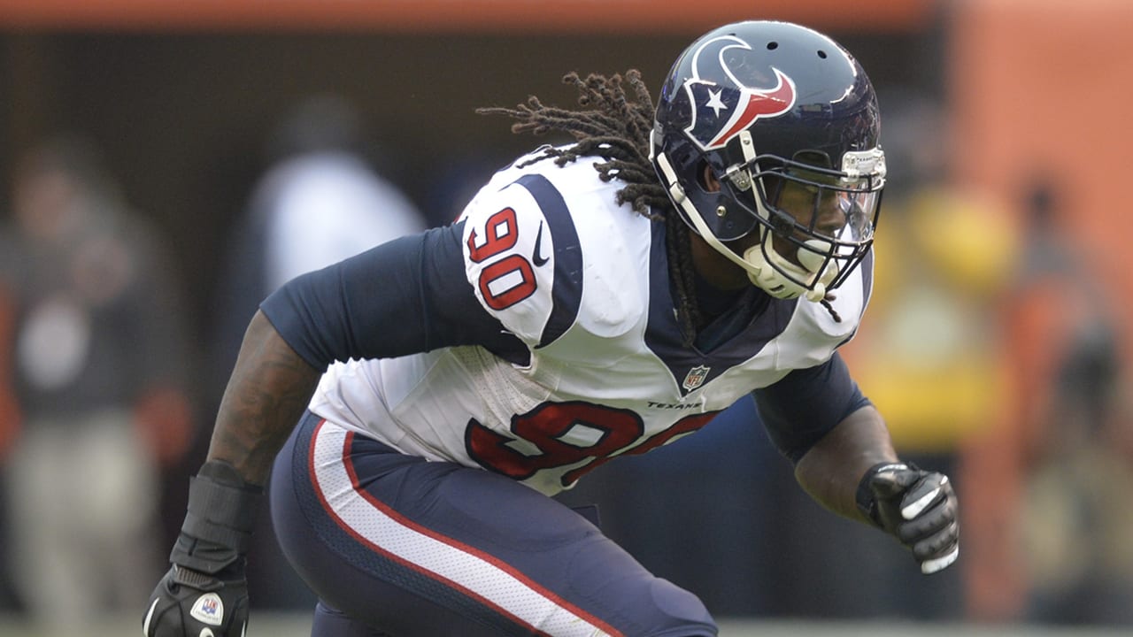 jadeveon-clowney-150612-spot.jpg