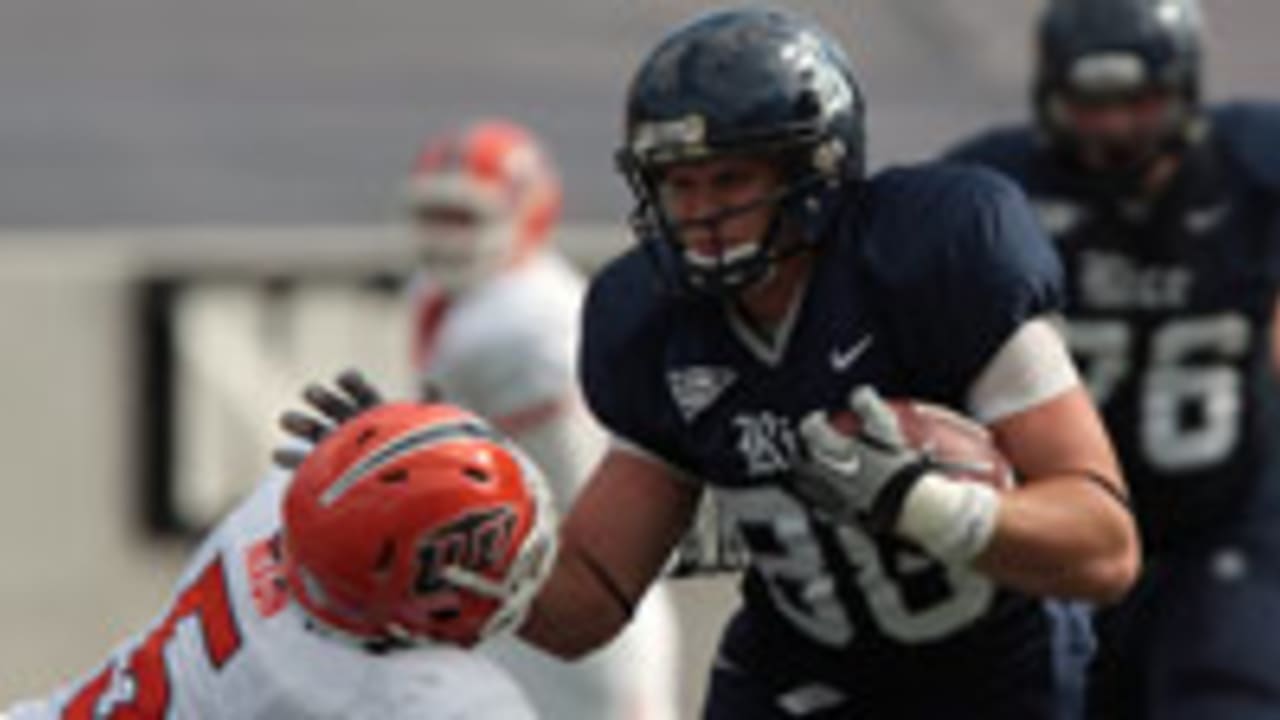 Vance-McDonald-130422-Spot.jpg