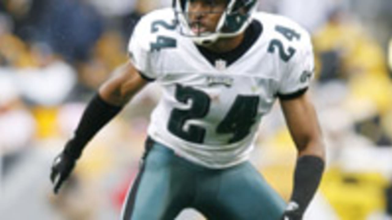 Nnamdi Asomugha under fire with Philadelphia Eagles