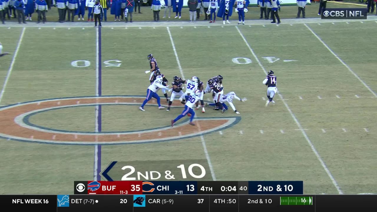 Buffalo Bills safety Jaquan Johnson (4) runs onto the field before