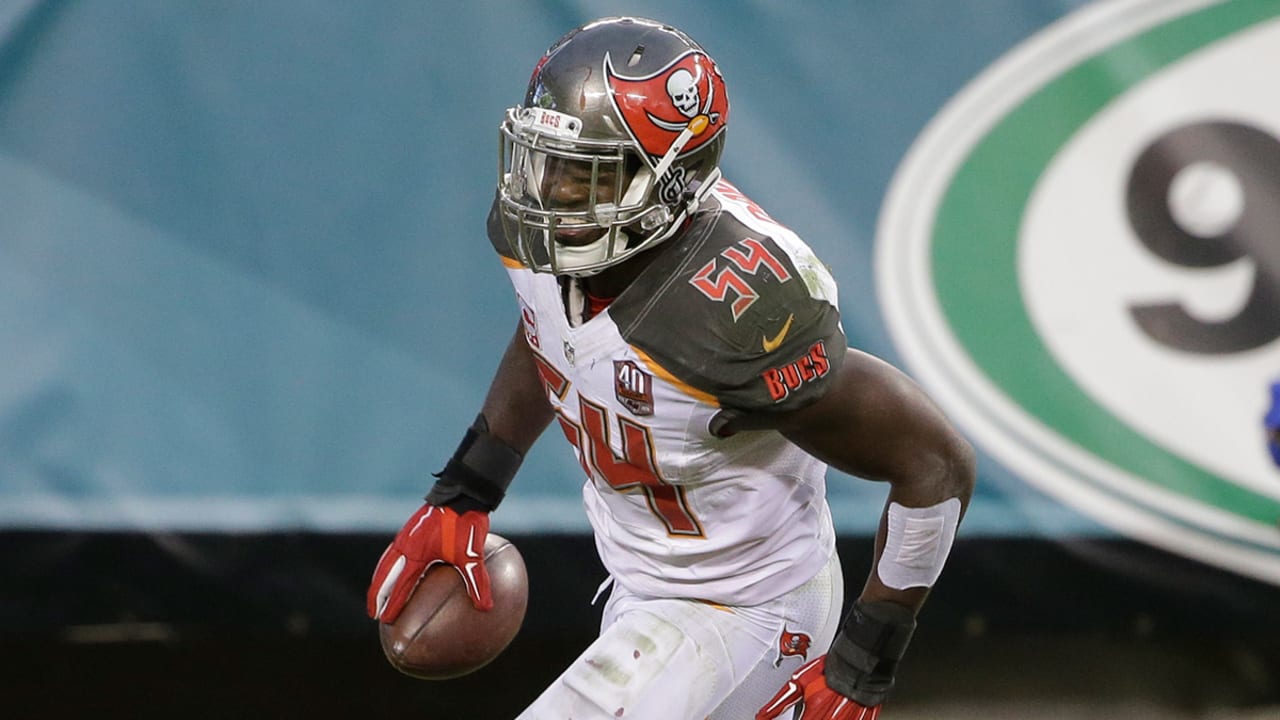 Lavonte David-151123-Spot.jpg