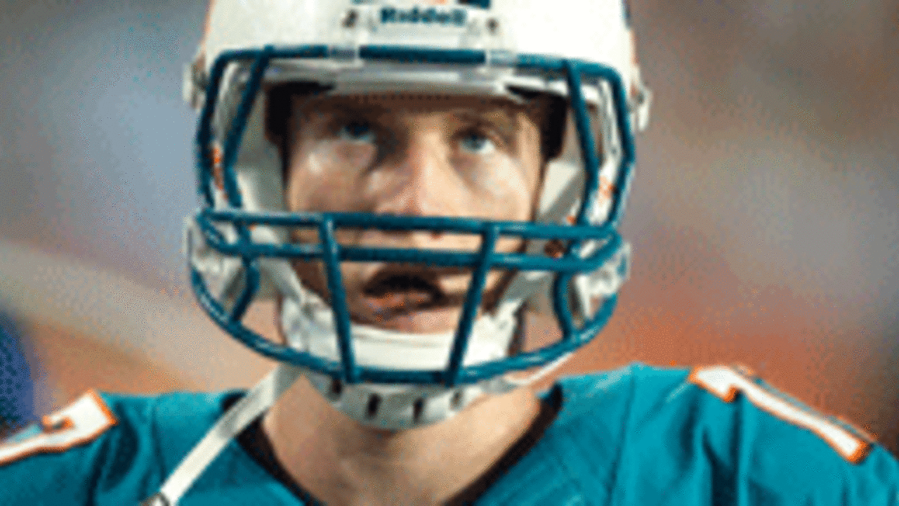 Ryan-Tannehill-spot_120828.gif