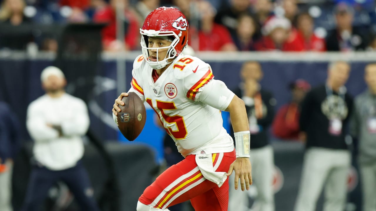 Chiefs to play Patrick Mahomes and other starters for first half