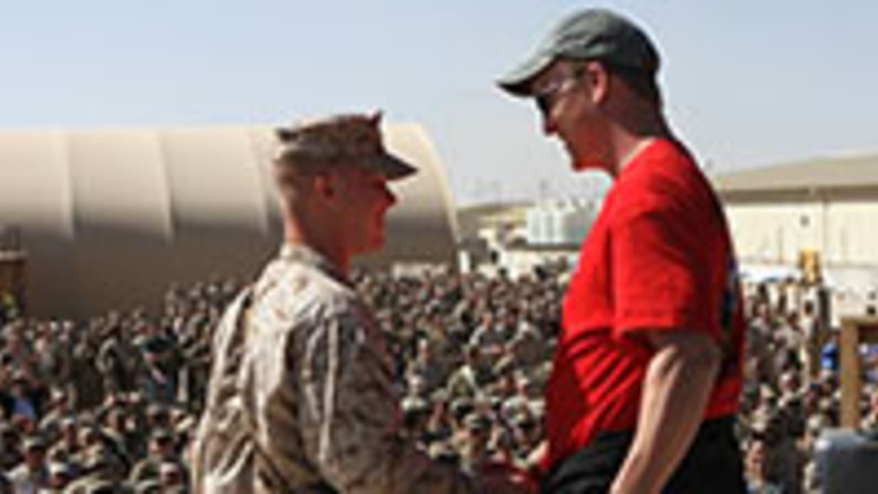 Peyton-Manning-130303-Spot.jpg
