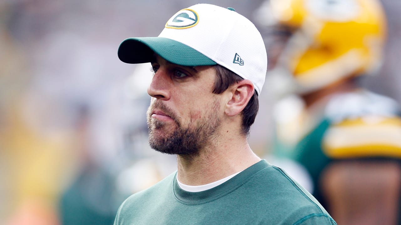 Rodgers-Aaron-150901-SL.jpg