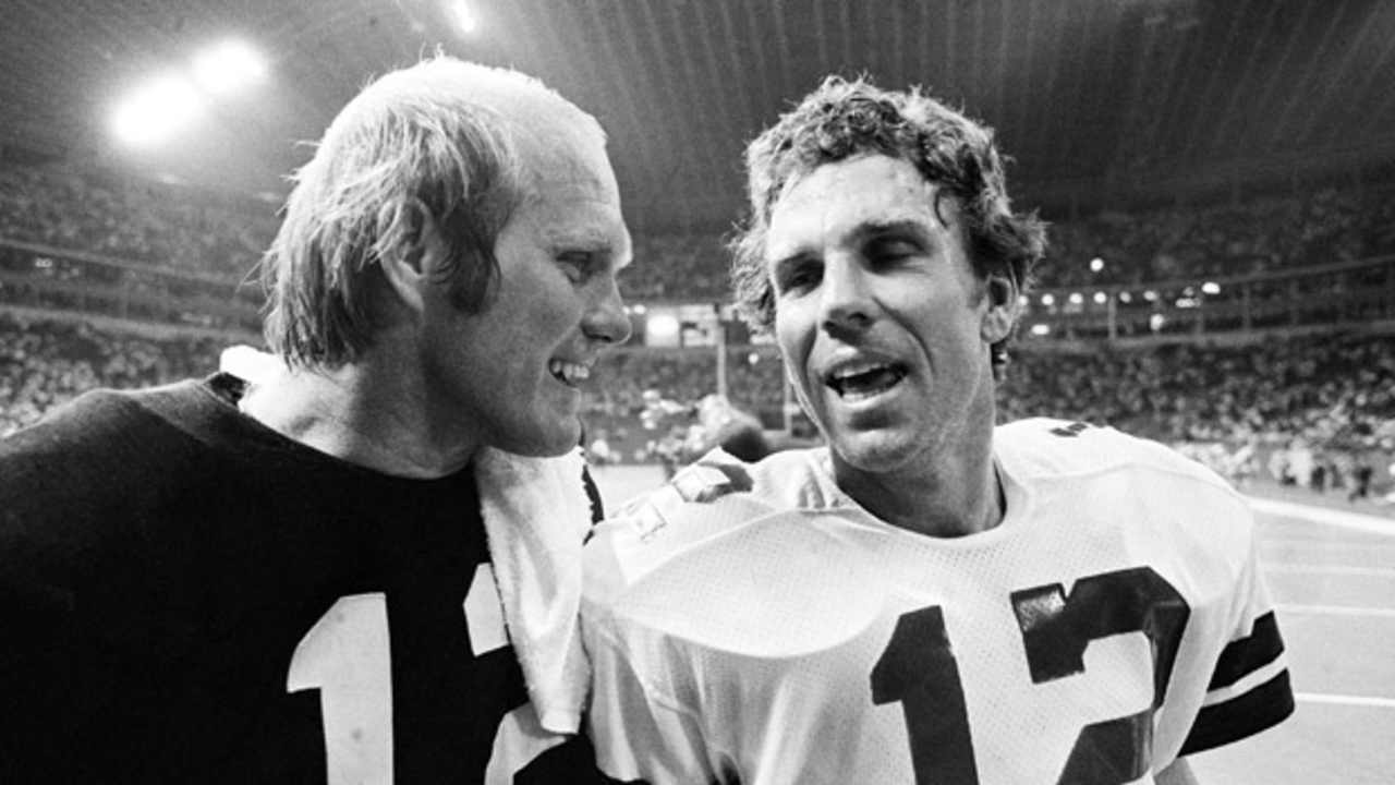 NFL-Teddy-Bradshaw-Roger-Staubach-TOS-141128