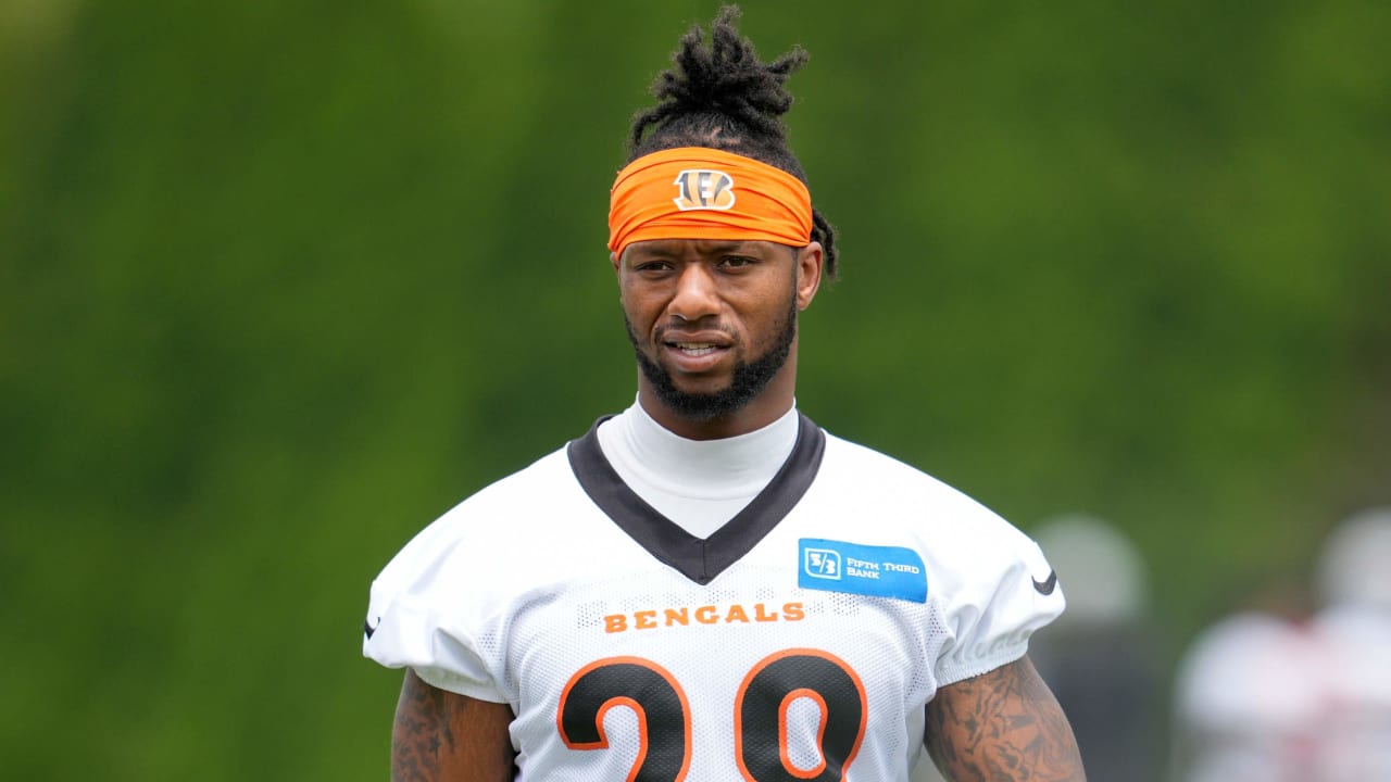 Bengals' Mixon found not guilty of aggravated menacing