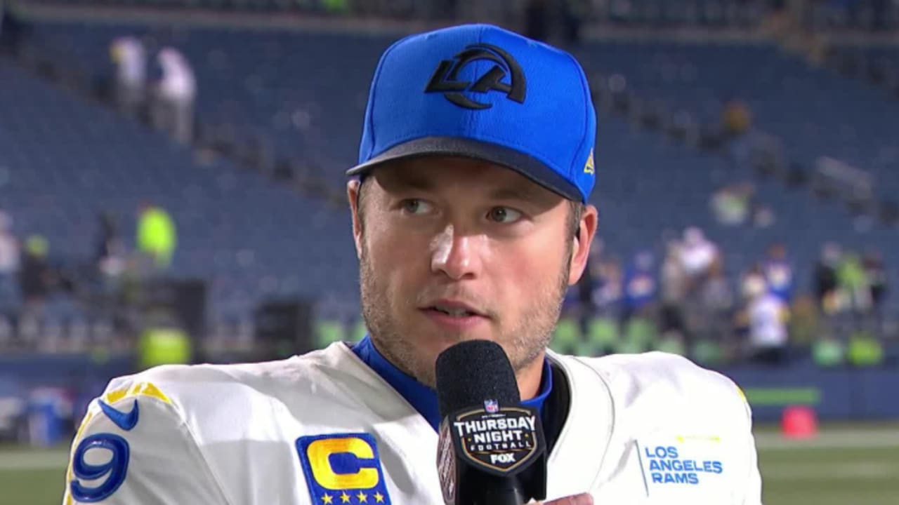 Los Angeles Rams quarterback Matthew Stafford warms up before an NFL football  game against the Seattle Seahawks on Sunday, Sept. 10, 2023, in Seattle.  (AP Photo/Stephen Brashear Stock Photo - Alamy