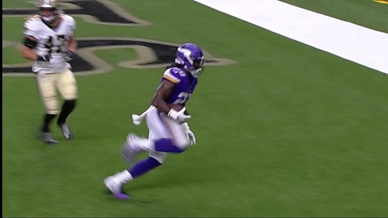 Rookie Alexander Mattison reels in his first Vikings TD