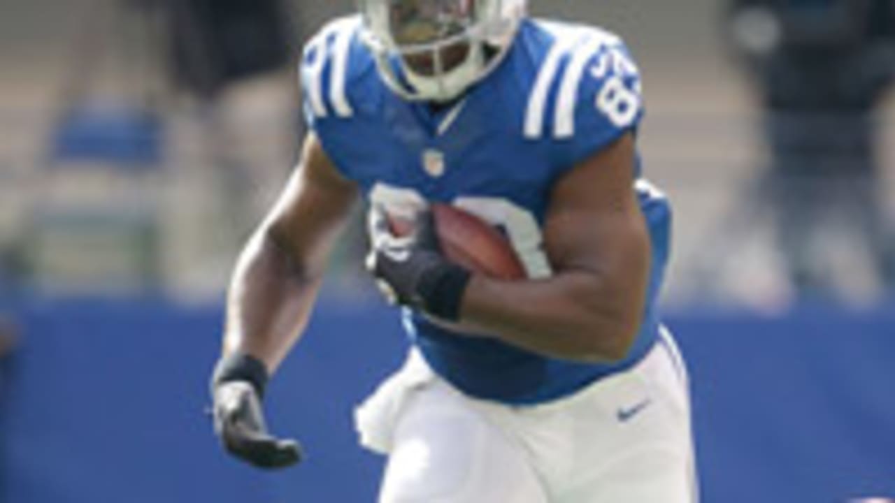 Dwayne-Allen-sl-102814.jpg