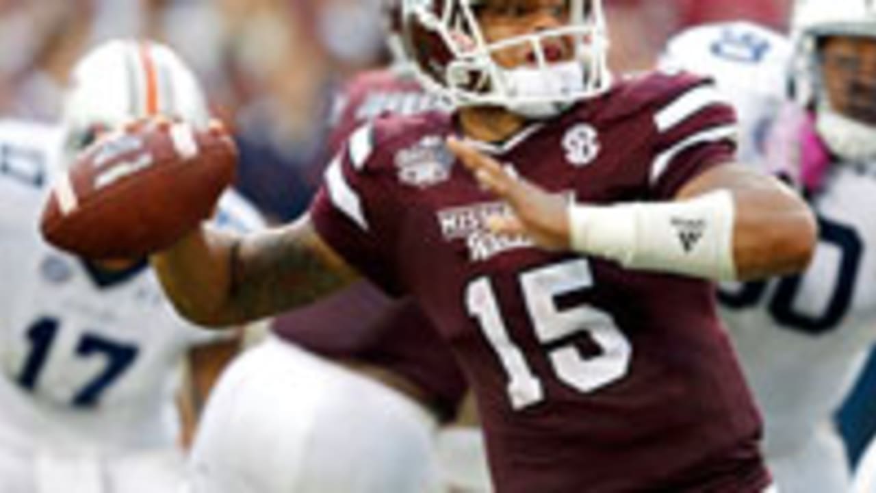 CFB-Dak-Prescott-SL-141015