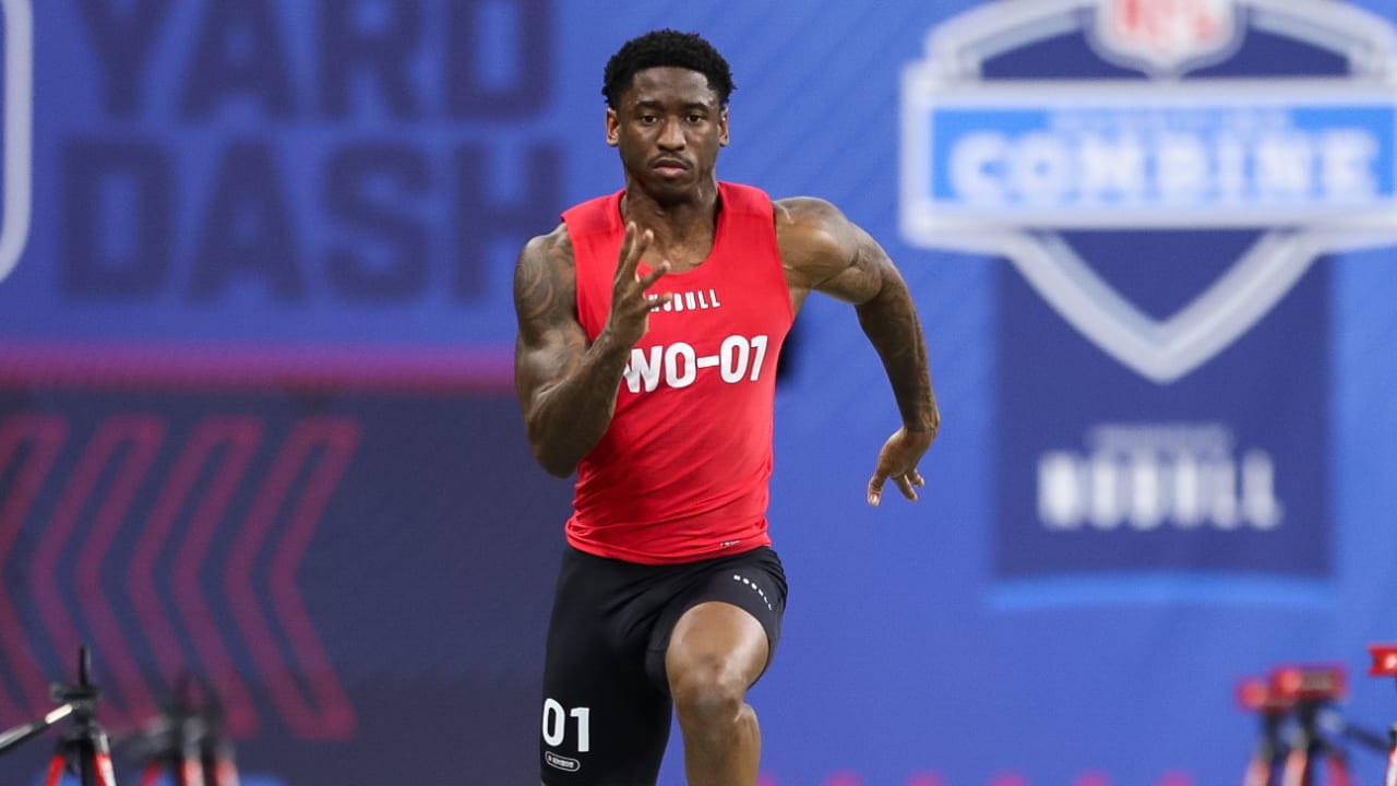 Wide receiver Jordan Addison runs official 4.49second 40yard dash at