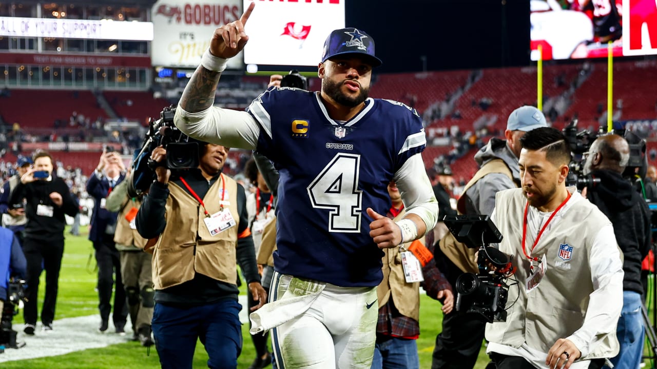 Cowboys QB Dak Prescott throws three TD passes in his first home