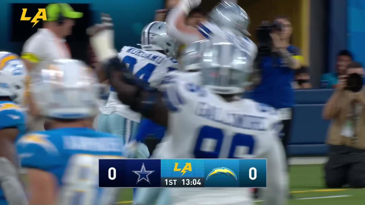 WATCH: Cowboys safety Isreal Mukuamu stops Chargers drive with INT