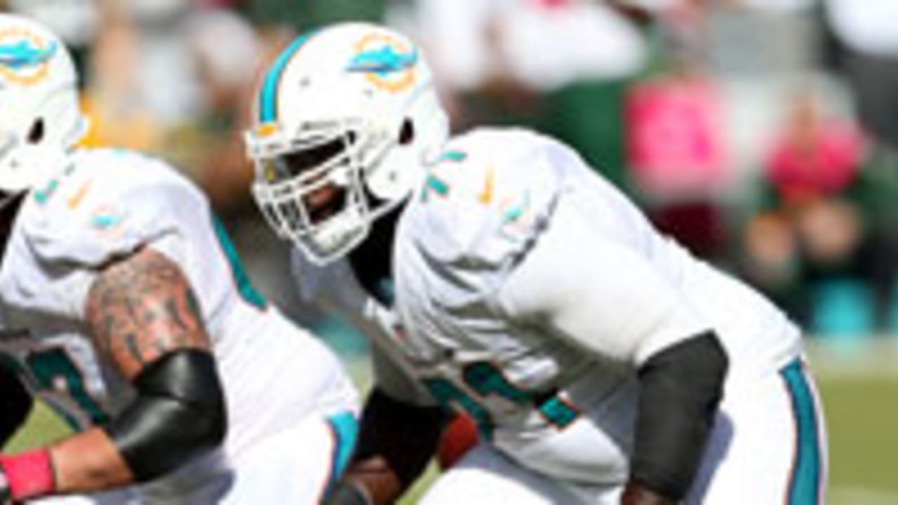 Injury roundup: Dolphins place Branden Albert on IR