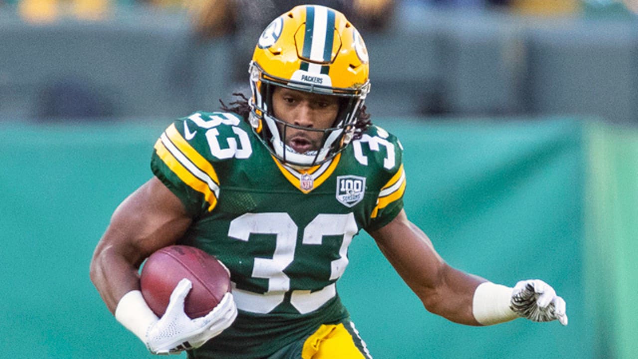 Green Bay Packers running back Aaron Jones is believed to have suffered ...