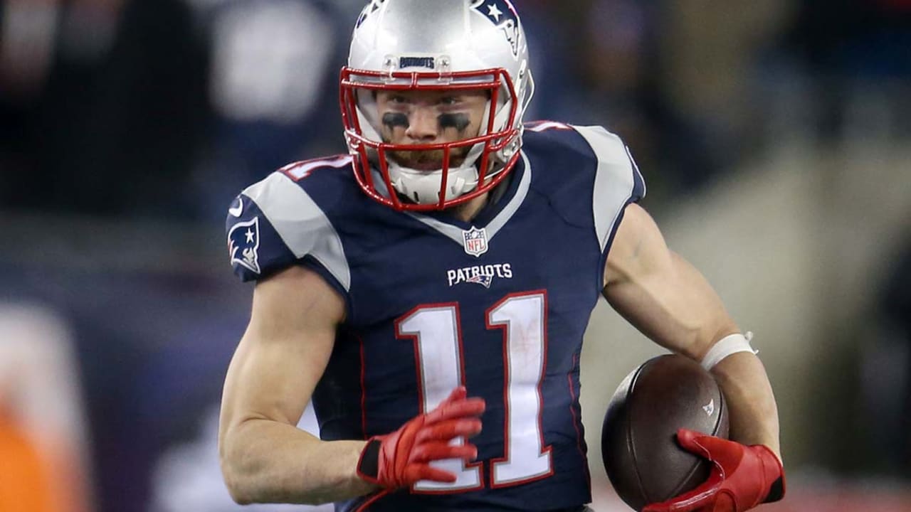 Julian Edelman's reaction to a Patriots player wearing the No. 11