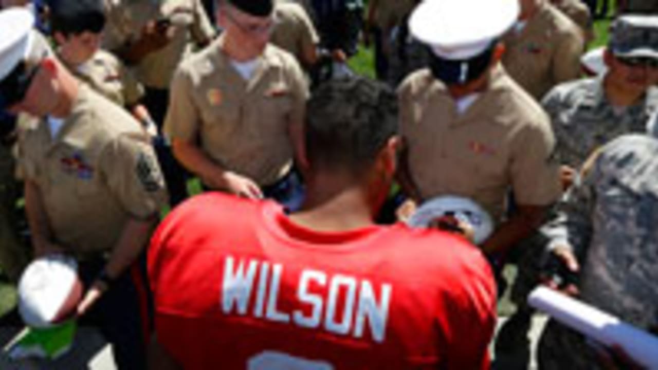 NFL-Military1-140826-SL.jpg
